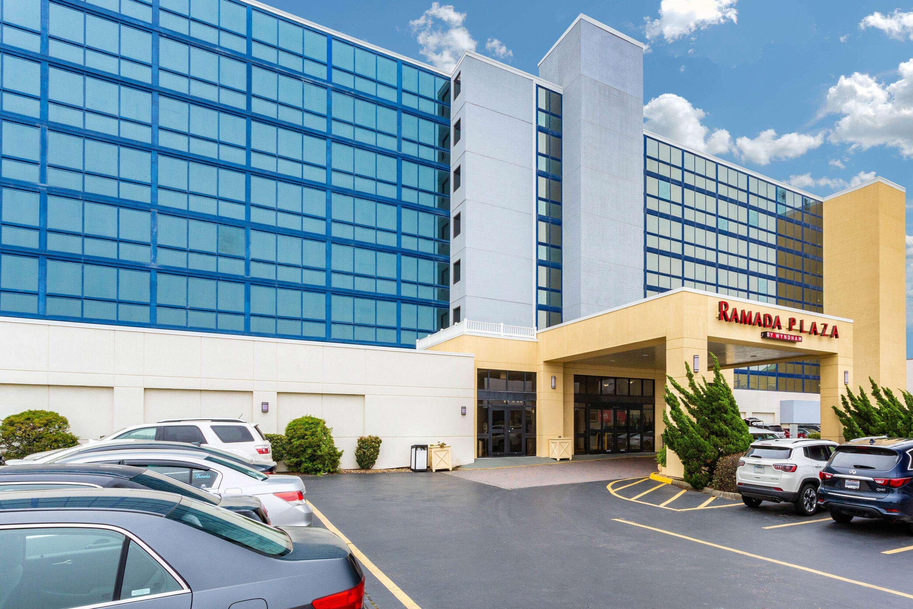 Ramada Plaza By Wyndham Virginia Beach Oceanfront Экстерьер фото
