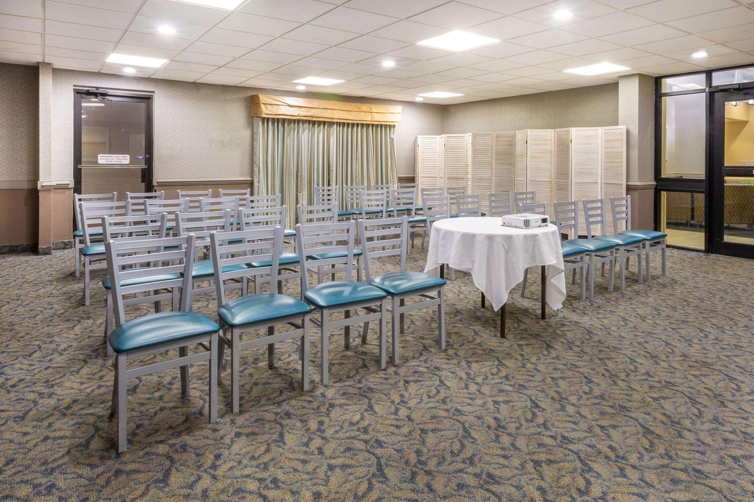 Ramada Plaza By Wyndham Virginia Beach Oceanfront Экстерьер фото