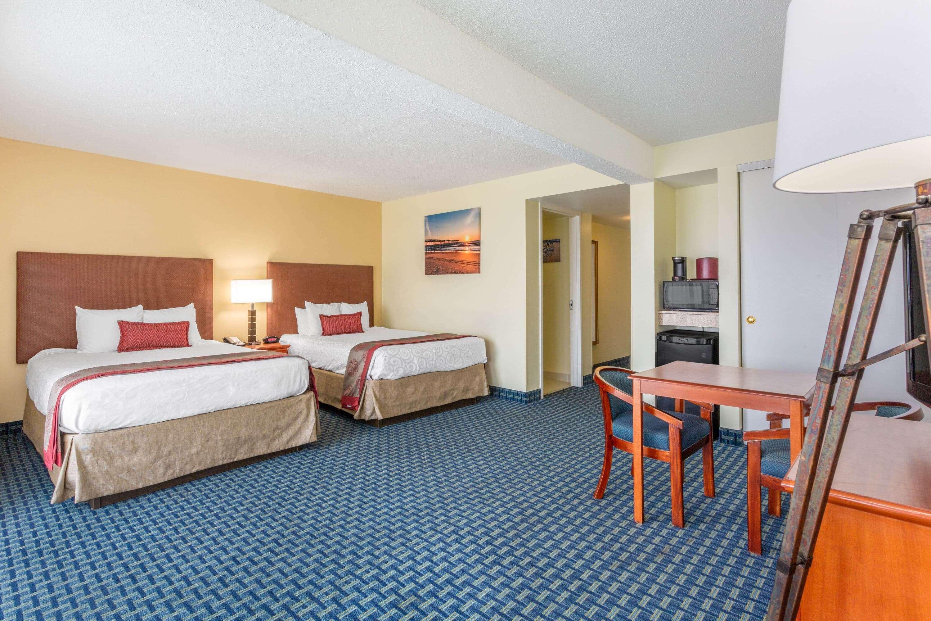 Ramada Plaza By Wyndham Virginia Beach Oceanfront Экстерьер фото