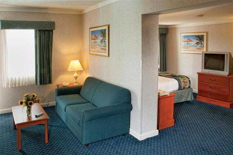Ramada Plaza By Wyndham Virginia Beach Oceanfront Экстерьер фото